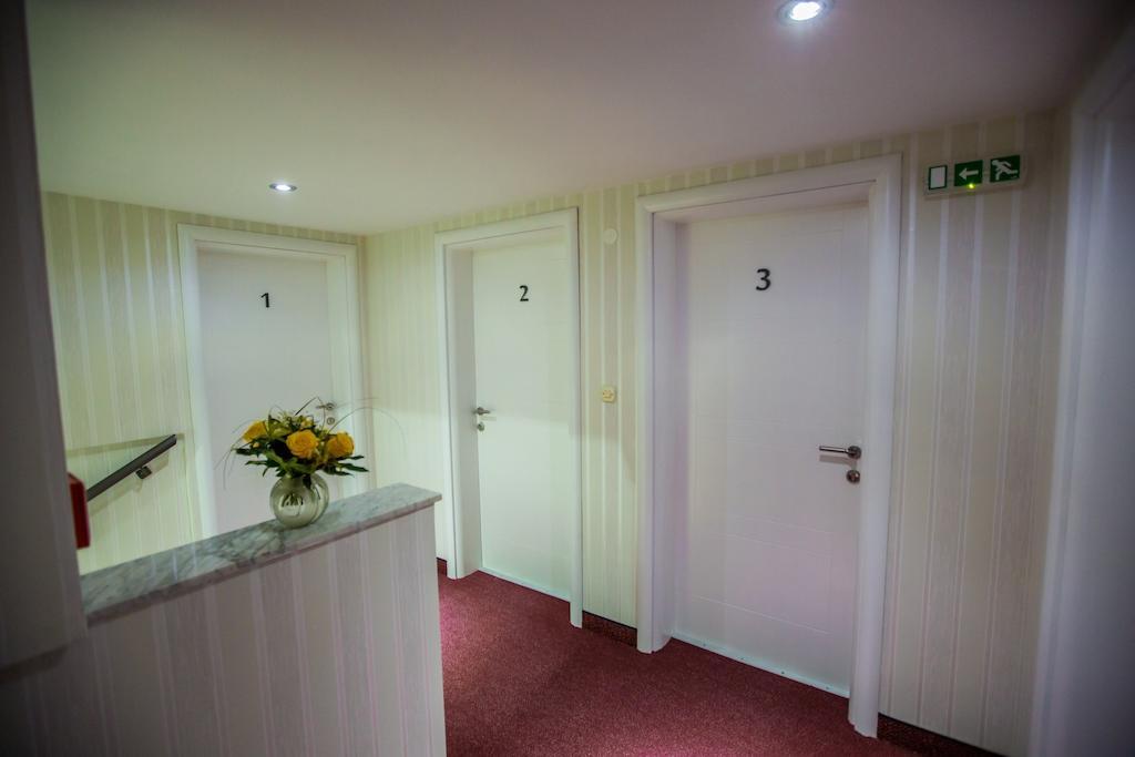 Apartments And Rooms Millennium Огулин Экстерьер фото